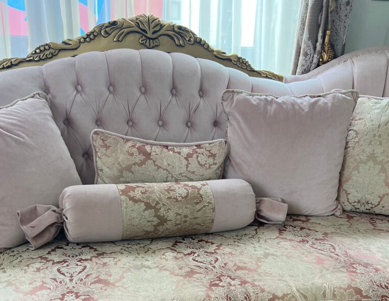 GÖSTERİŞLİ KLASİK KOLTUK TAKIMI OYMALI VİNTAGE MOBİLYA