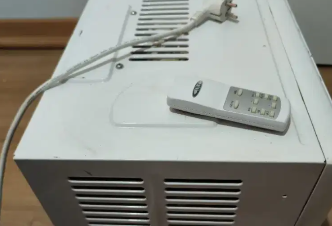 ikinci el 220 volt karavan kliması tepe tipi karavana klima